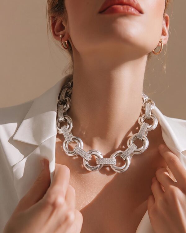 Collana Roxy